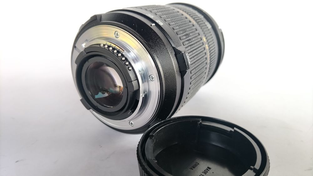 Para Nikon. Tamron SP A09 28-75mm f/2.8