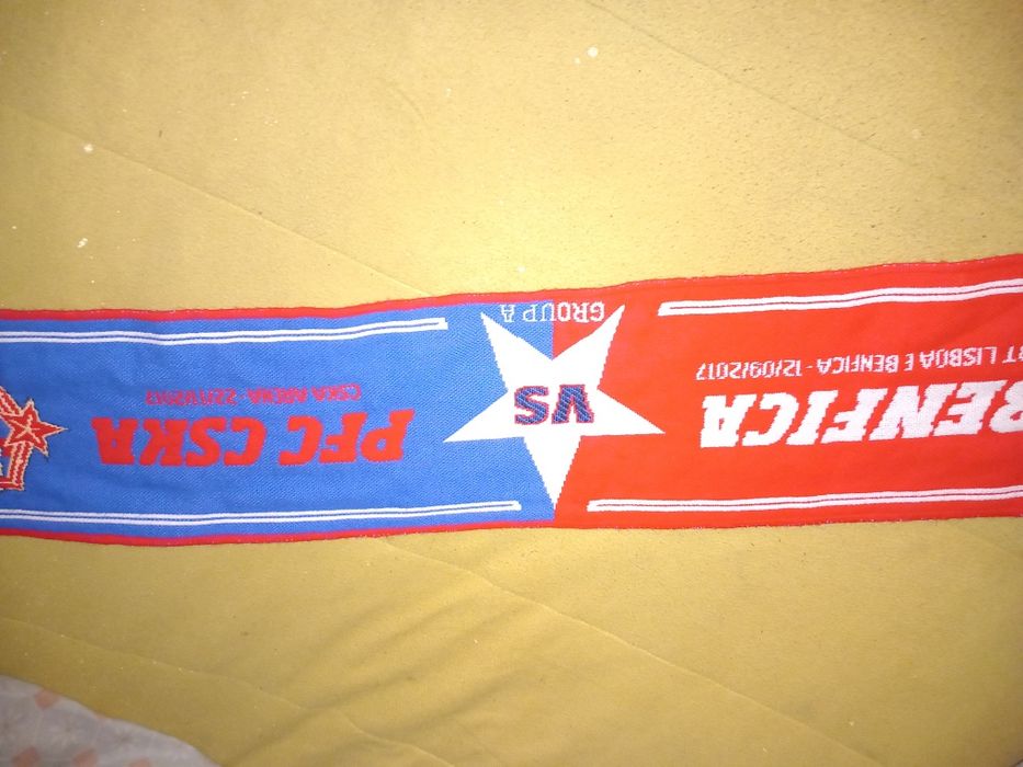 Vendo cachecol do SPORT LISBOA BENFICA