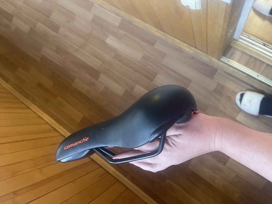 Продам сідло на велосипед