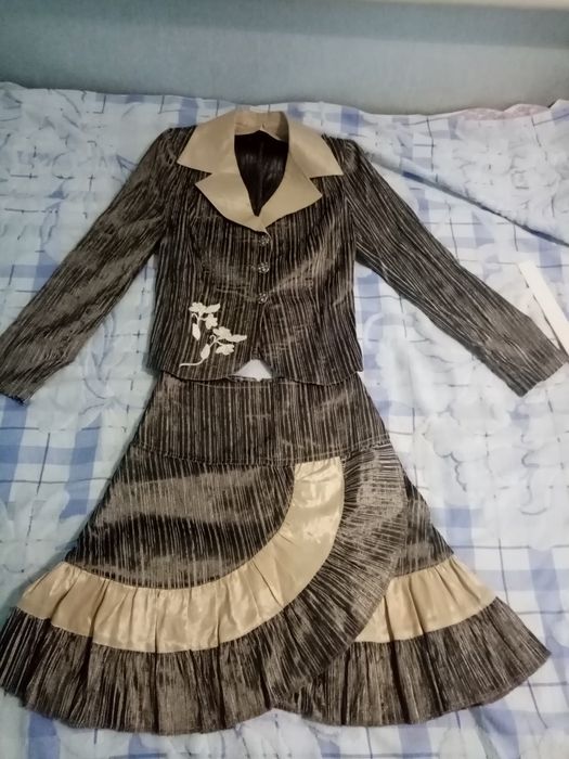 Костюм пиджак, юбка
