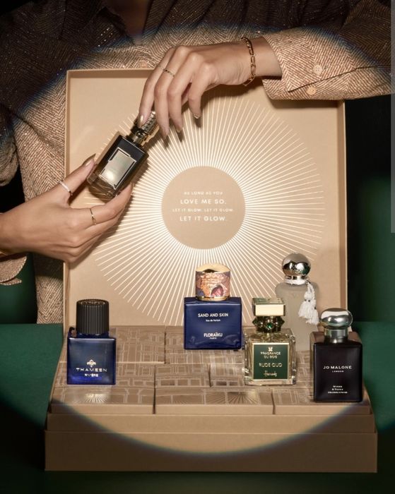 Ексклюзив від Harrods Advent Calendar 12 Days of Fragrance ціною £1359