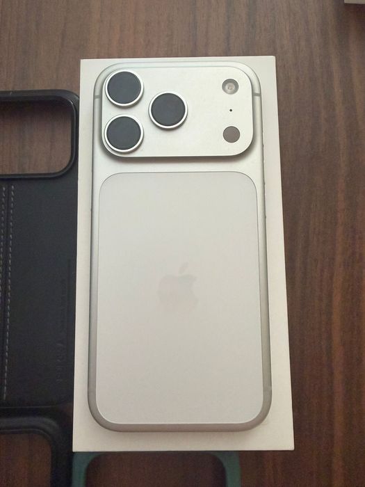 iPhone 17 pro 256gb