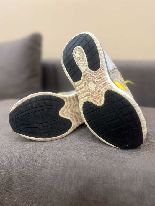 кросівки розмір 35-36