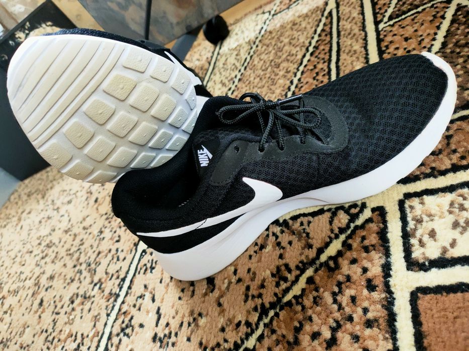 Кросівки Nike Tanjun