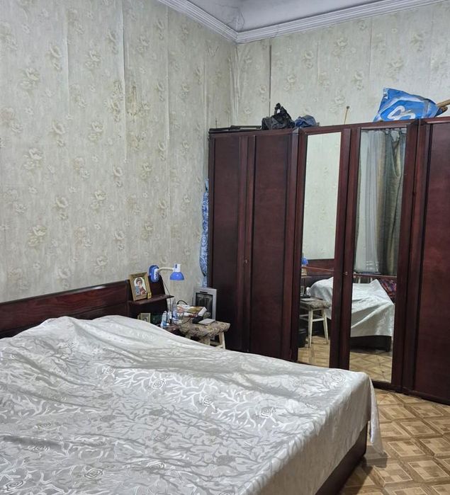 Продам простору 3-к квартиру в Центрі на Ольгіївській (3-241-421)