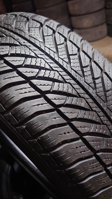 Зимние шины Goodyear RUNFLAT 205/55 r16 комплект