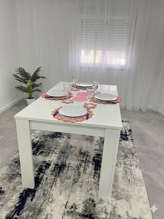 Mesa extensível.