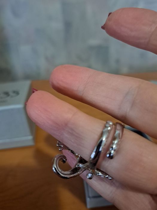 Продам кольцо Roberto Bravo