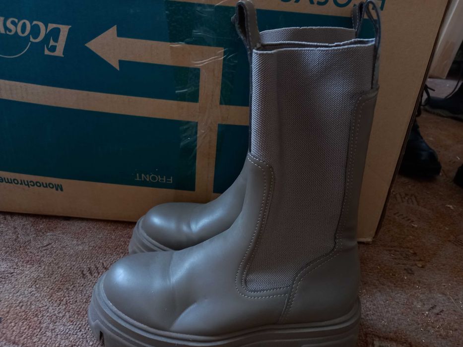 buty za kostke skarpeta kolor khaki