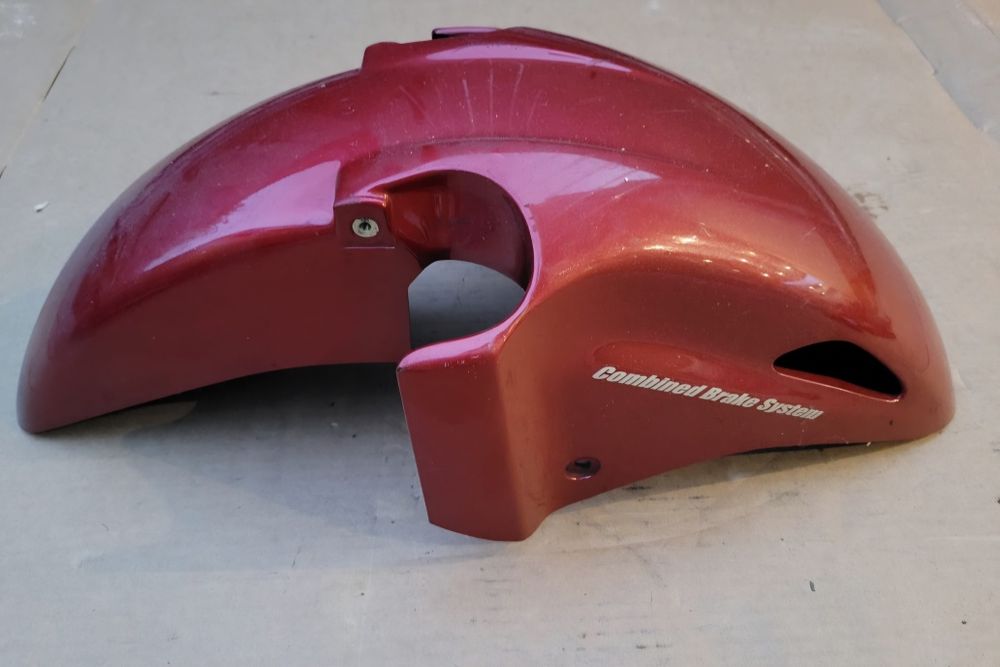 Honda CBR 1100 CBR1100 błotnik przod przedni  blackbird