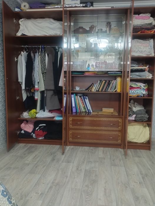 Продам меблі для вітальні, або спальні