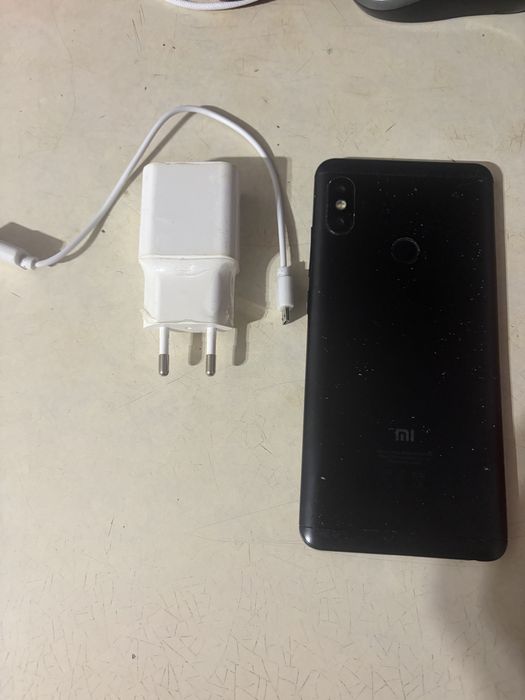 Телефон Redmi Note 5