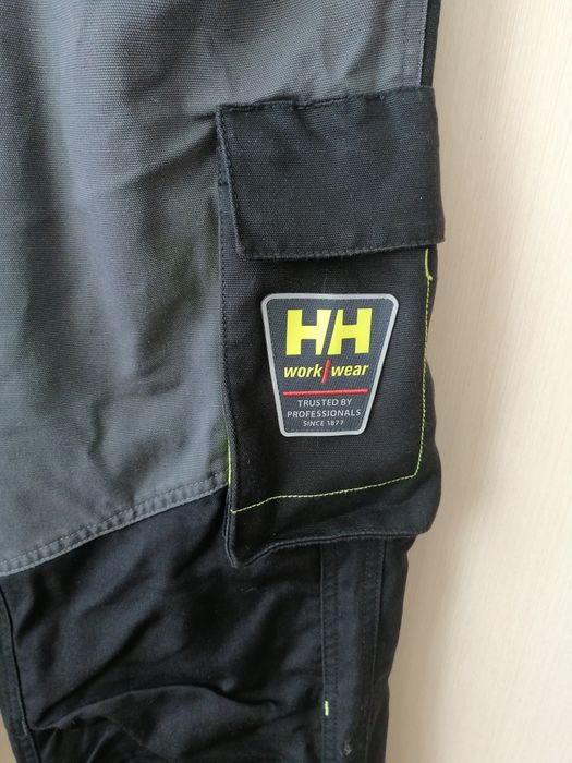 Продам робочі штани чорного кольору