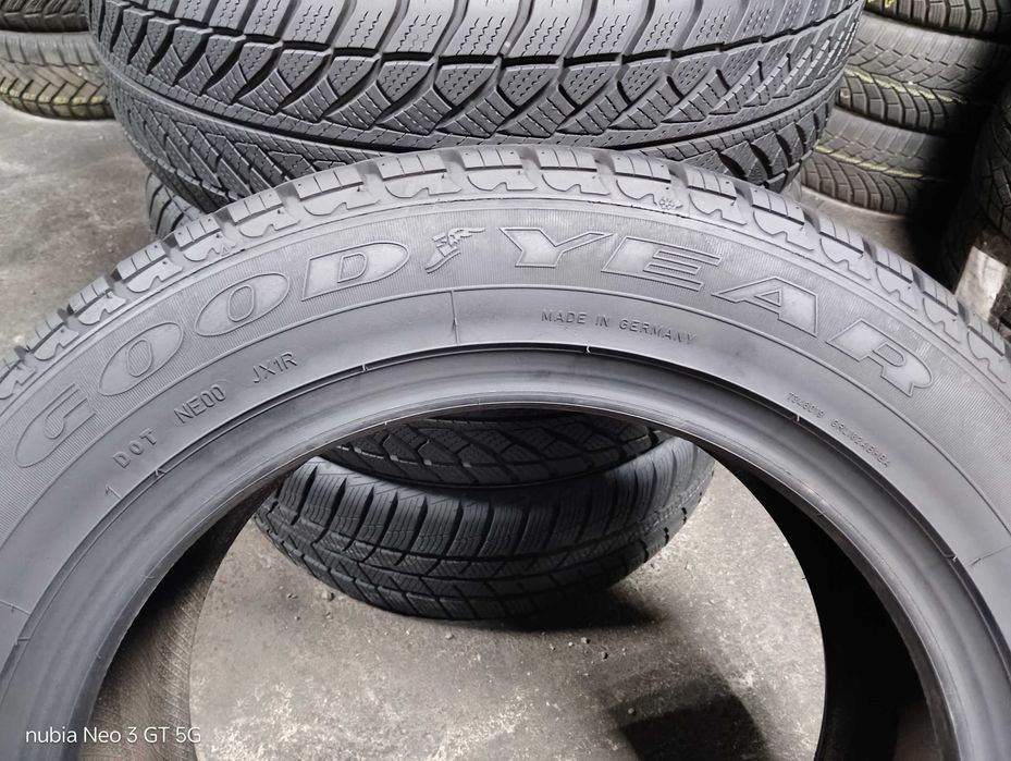 Шини бу 225/55 R17 Goodyear UltraGrip Performance Комплект Пара Зима