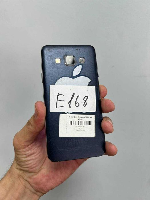 Смартфон Samsung Galaxy A3 (SM-A300FU) 16 GB