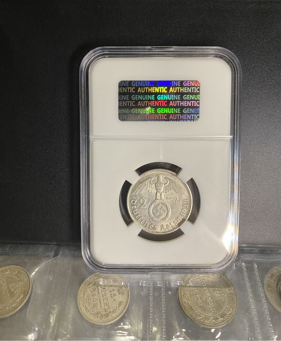 2 рейхсмарки 1938 B, слаб на подарок, Третий Рейх, срібло, антиквариат на подарунок