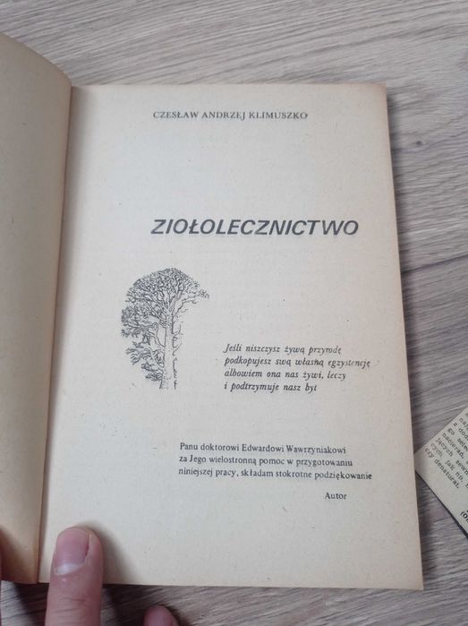 Książka „Ziołolecznictwo” autorstwa Czesława Andrzeja Klimuszki