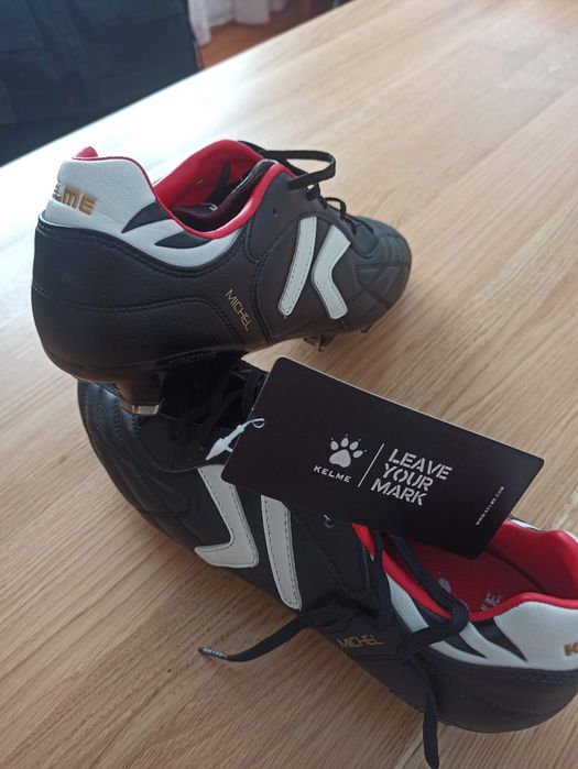 Buty piłkarskie kelme rozmiar 44