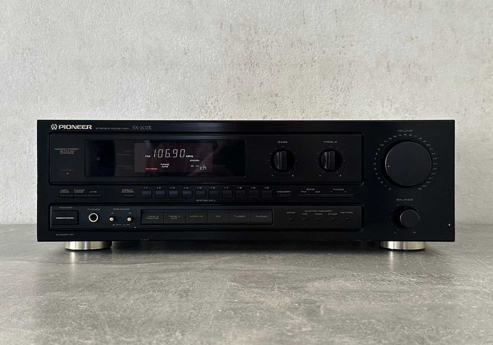Ресивер Pioneer SX-202R Японія (2 × 65 Вт / 8 Ом / фонокоректор)