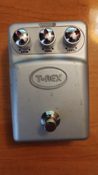 Продам гітарну педаль T-rex Tonebug Distortion.