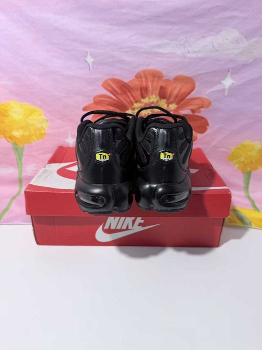 Nike Air Max TN Plus Czarny r.40
