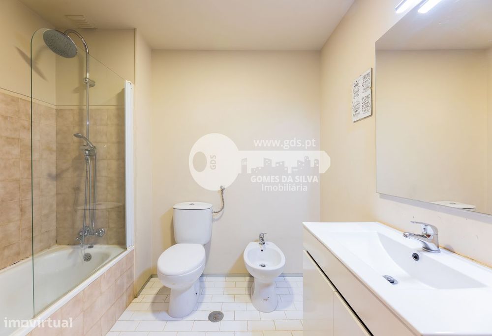 T2 p/ investimento sito em Lomar, Braga