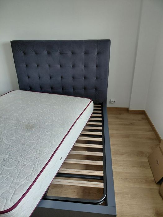 Cama de casal + colchão