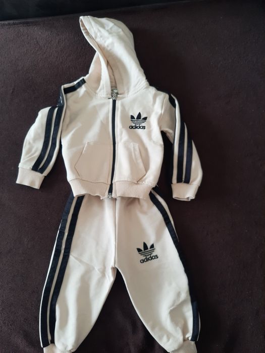 Dres chłopięcy długi rękaw Adidas