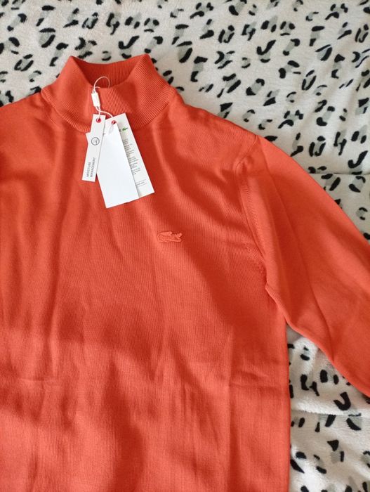Sweter Lacoste ..