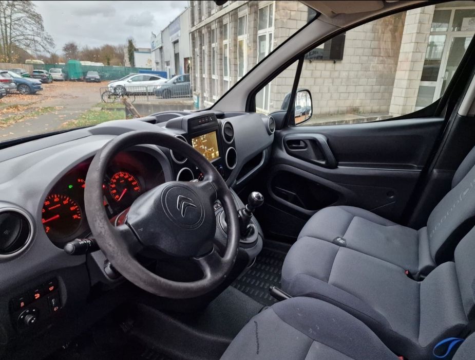 Citroen berlingo 1.6hdi xtr 120cv, com garantia e crédito