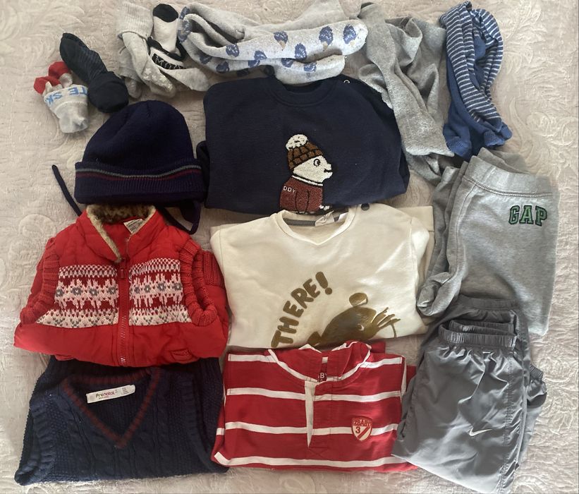 GAP Roupa bebé 1-2 anos varias pecas lote