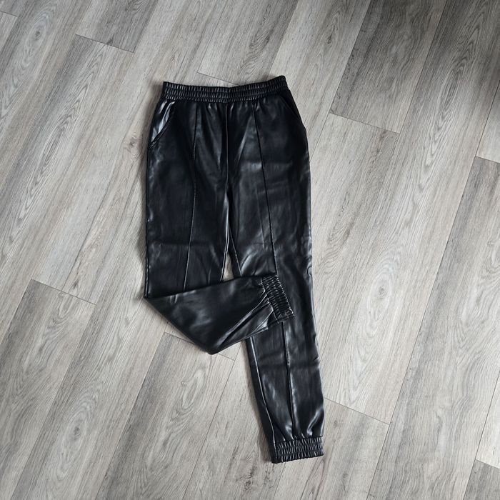 Skórzane spodnie z gumkami Primark S/M