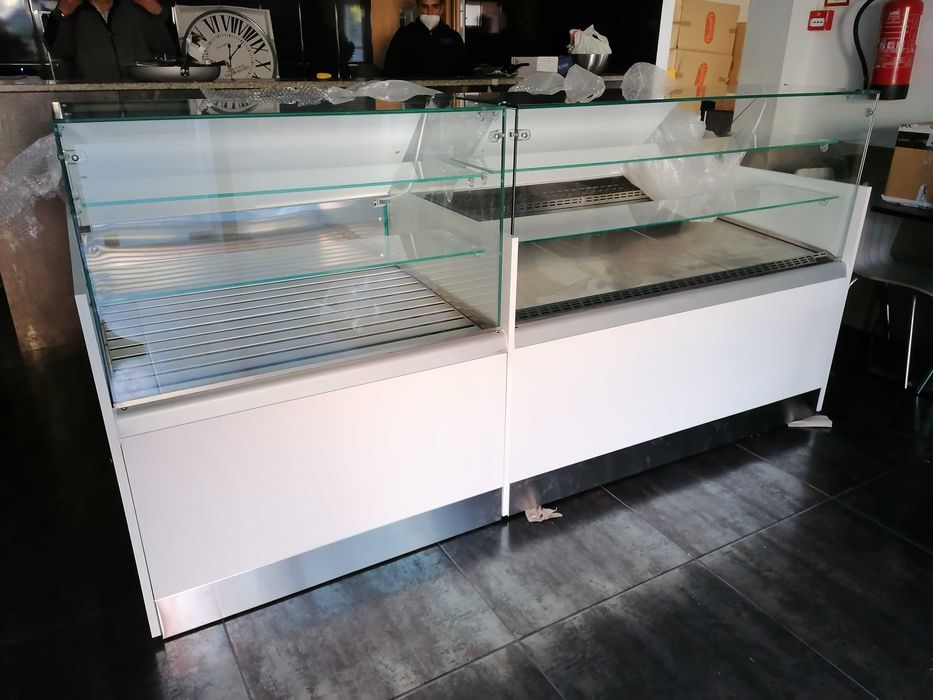 Vitrine refrigerada pastelaria, padaria, cafe