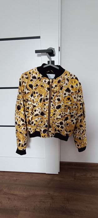 Kurtka z kolekcji Moschino dla H&M