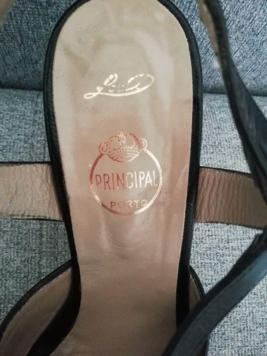 Sapatos senhora pele 35