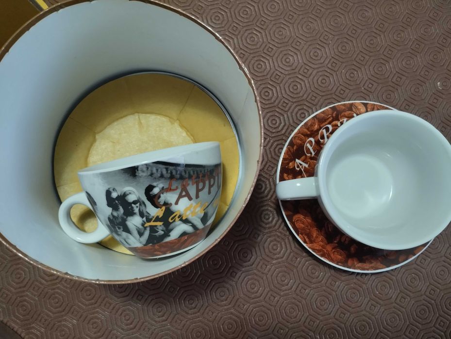 Chávenas almoçadeiras