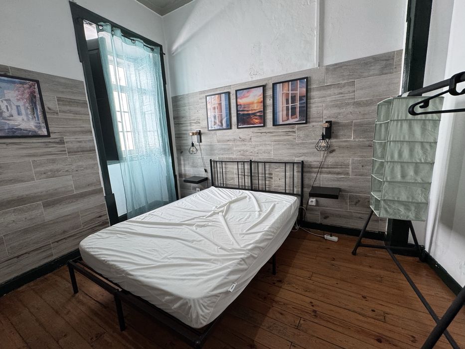 Aluga se quarto privado