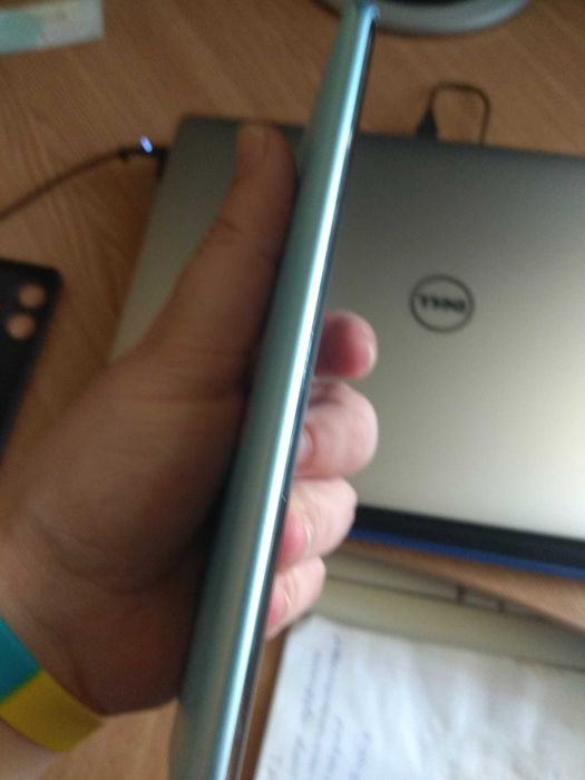 подам смартфон realme 10 PRO +