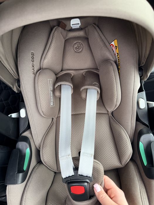 Автолюлька  Maxi-Cosi Pebble 360 Pro² (Twillic Truffle)