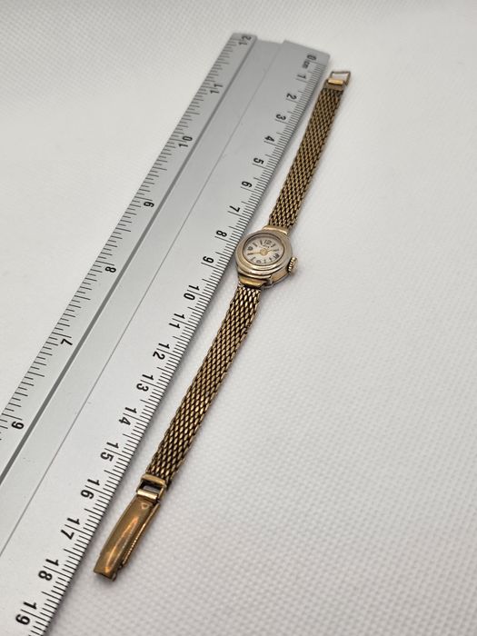 Zegarek damski VOG – Styl Vintage / Retro