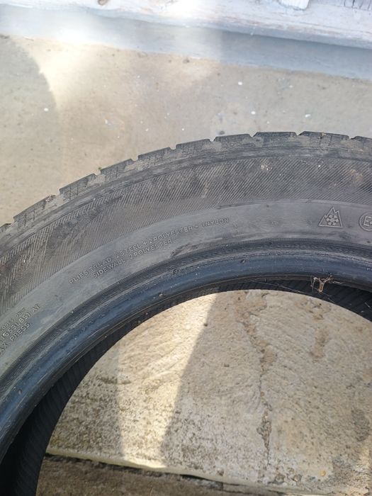 Шини резина R18.