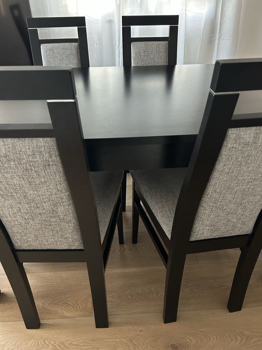 Conjunto de mesa de jantar extensivel e cadeiras