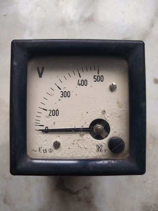 Стрілочний вольтметр 500 V