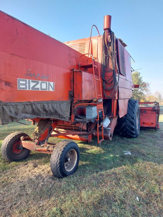 Kombajn bizon zo56