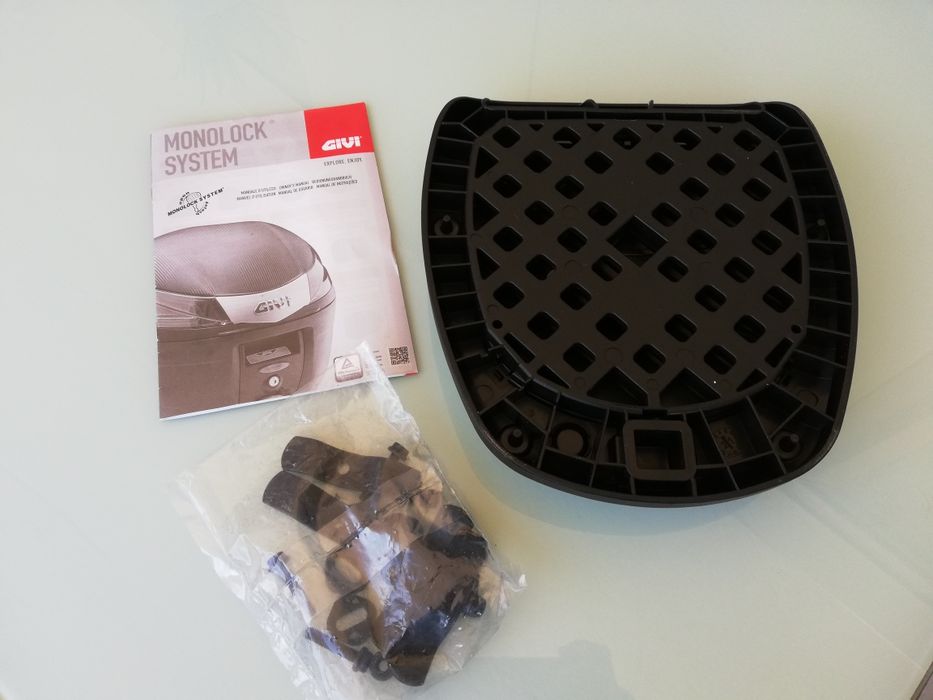 Base Monolock Givi Nova for top case64282687663106121
