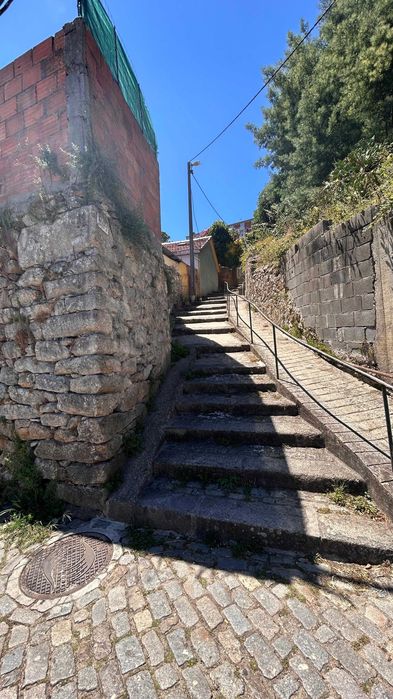 Moradia em ilha (Bonjoia)