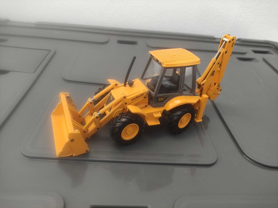 Brinquedo Máquina JCV 4CX Metálica