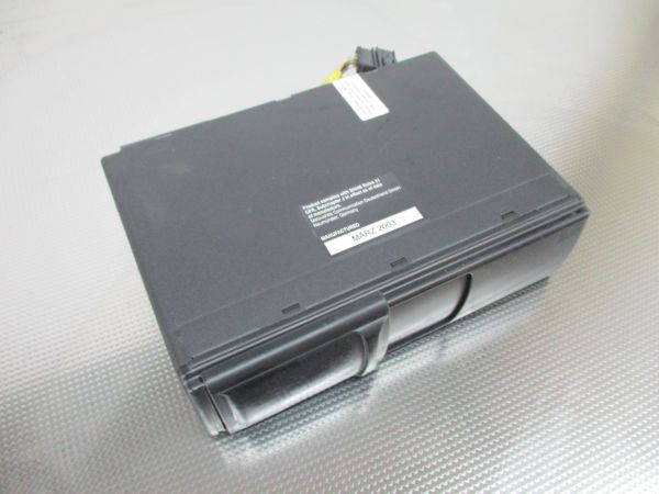 Caixa / leitor CDs VOLKSWAGEN Multivan