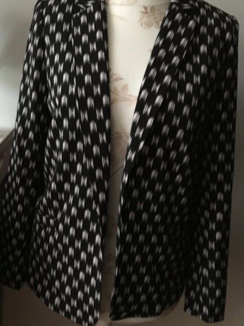 Narzutka marynarka waterfall H&M rozm. 34