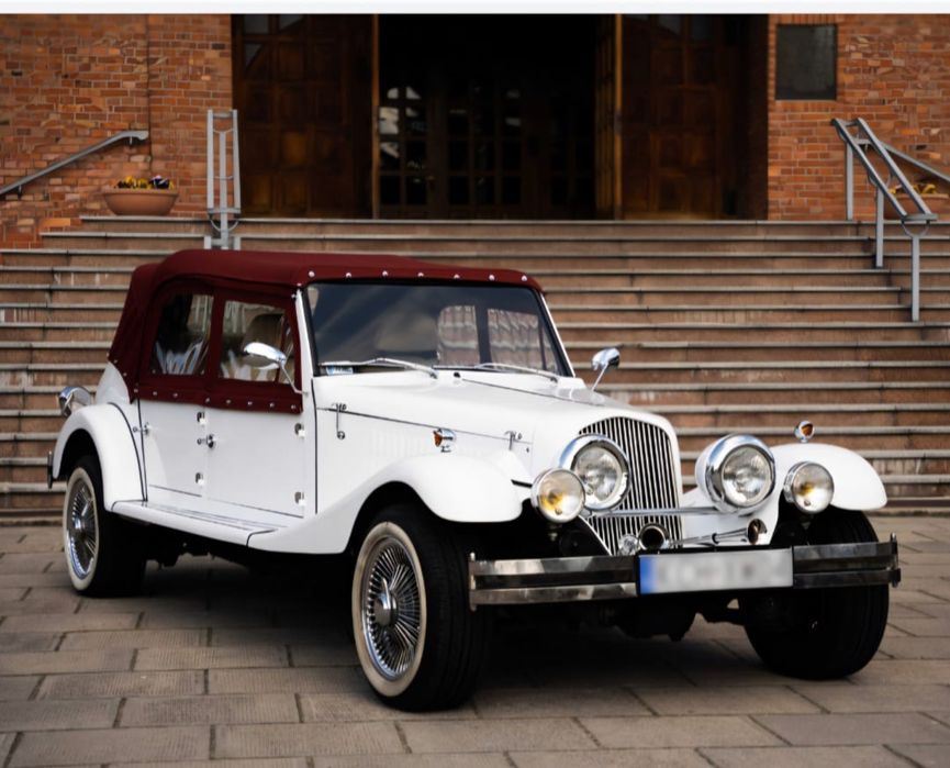 Auto do ślubu Retro unikatowa perełka z kierowcą
